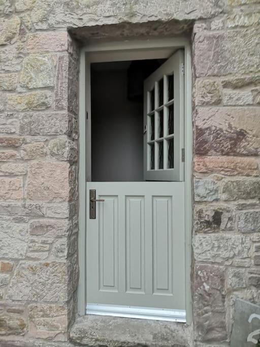 Converted Cattle Barn Overlooking Strangford Lough Newtownards Exterior foto